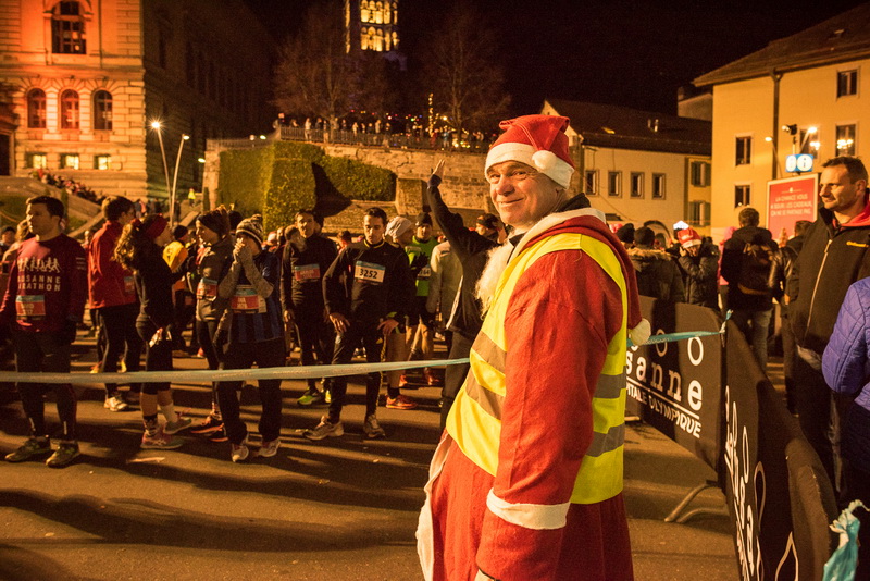 xmasrun2015_JohnViey_088.jpg